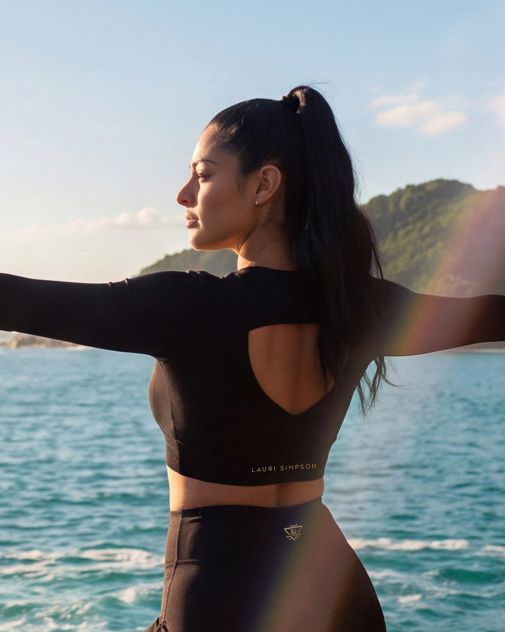 Long Sleeve Tri Cut Crop Top - Aqua Mint