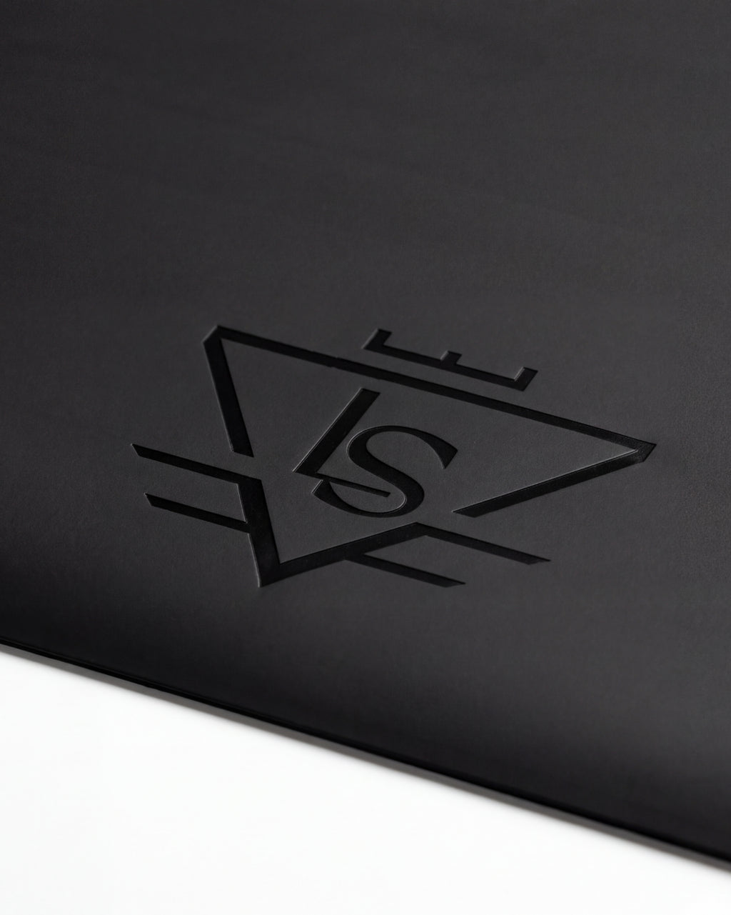 OBSIDIAN YOGA MAT - NOIR EDITION